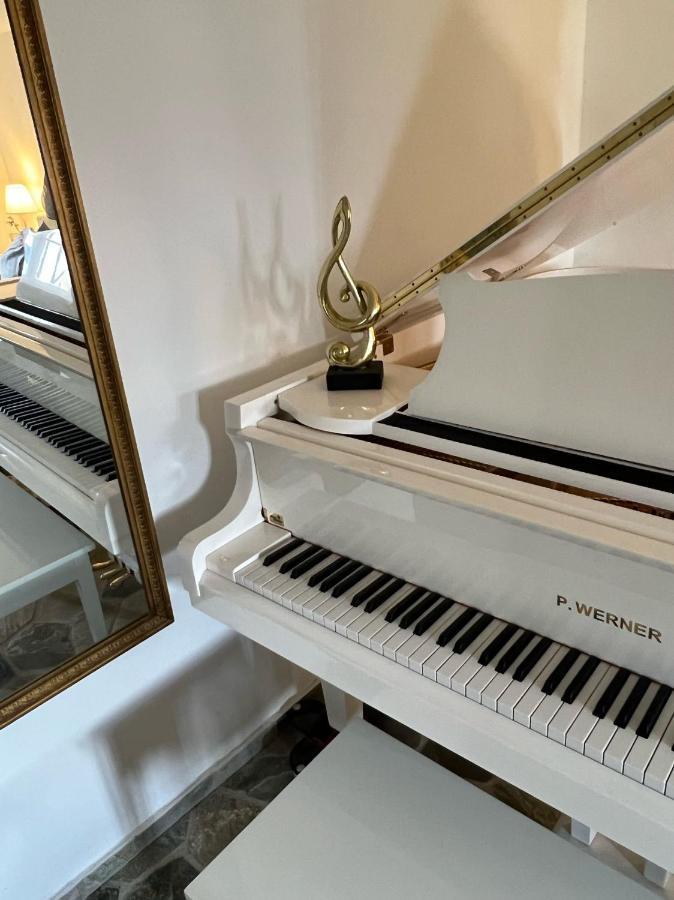 Schloss Grabow, Resting Place & A Luxury Piano Collection Resort, Prignitz Brandenburg Grabow  외부 사진